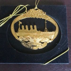 Titanic Christmas ornament